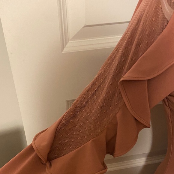 Express Rust V-Neck Dress - Picture 2 of 4